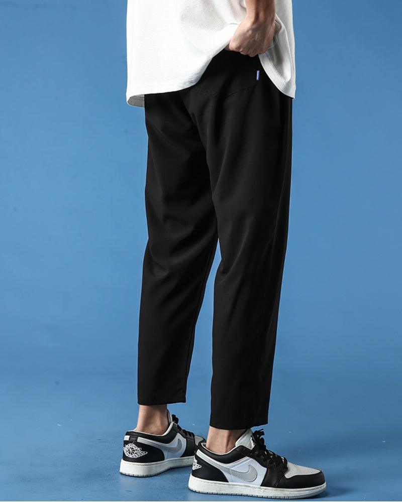 Pantalon élégant en soie à jambes droites