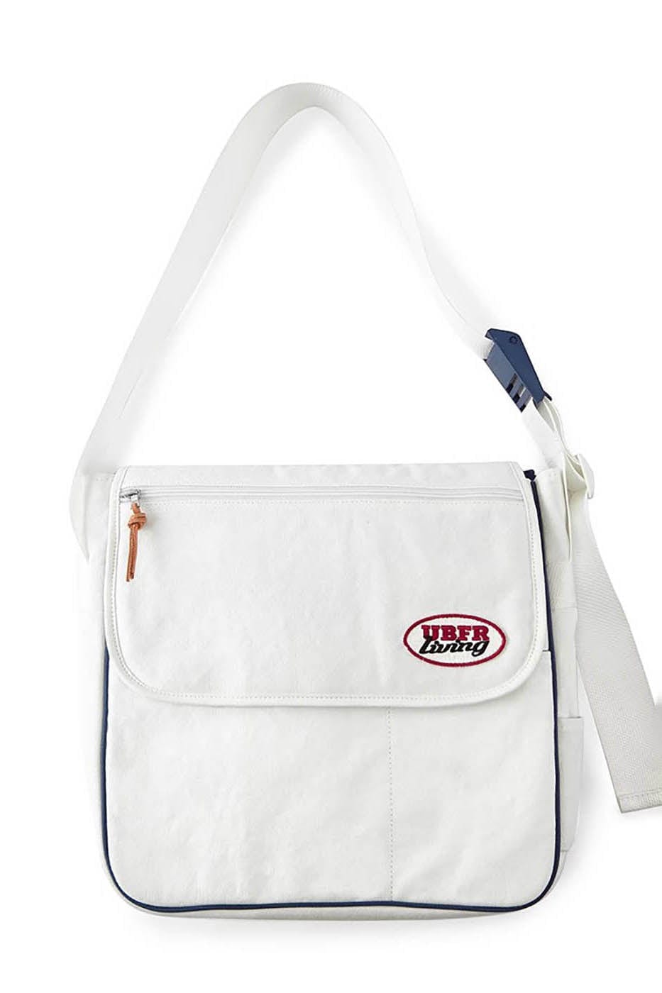 Sac bandoulière chic prêt pour l'aventure -  aventure - Sac bandoulière chic pour des journées aventureuses