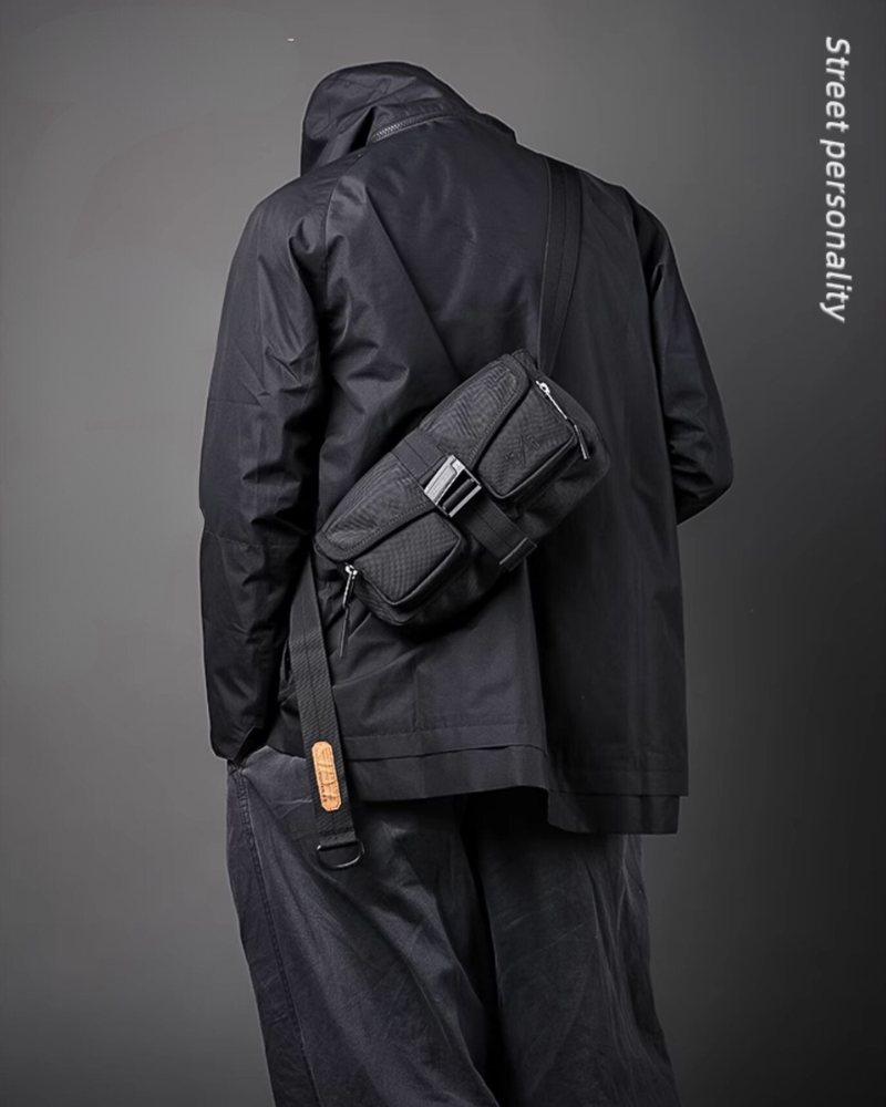 Sac Bandoulière Prêt pour l'Aventure -  nylon doux - Sac bandoulière techwear noir pour vos aventures quotidiennes