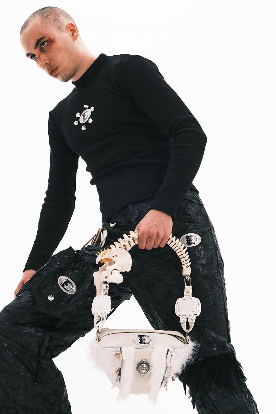 Sac en fourrure inspiré des squelettes -  accessoire mode unique - Sac à main en fausse fourrure inspiré des squelettes