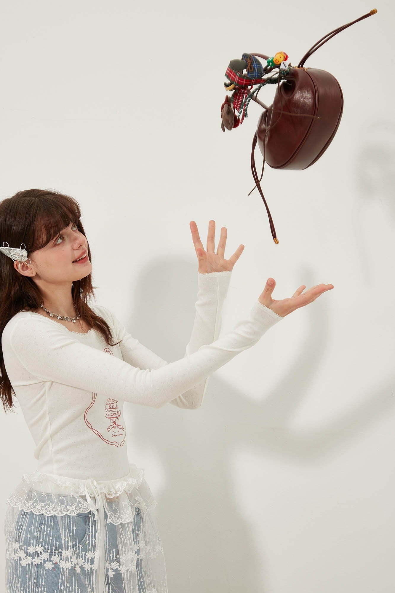 Sac Froncé Cerise Délice -  sac rouge - Sac Froncé Cerise Délice pour un style moderne et chic