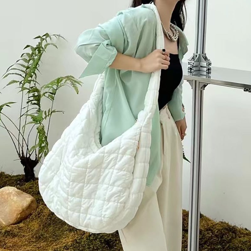 Sac Gorpcore -  mode urbaine - Sac Gorpcore élégant et polyvalent pour tous les styles