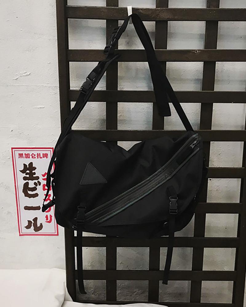 Sac Messenger Réfléchissant City Glow -  noir - Sac Messenger Réfléchissant City Glow pour un Style Urbain