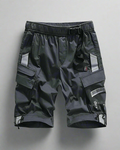 Shorts Cargo Réfléchissants Prêts pour l'Aventure -  design pratique - Shorts cargo réfléchissants pour vos aventures nocturnes