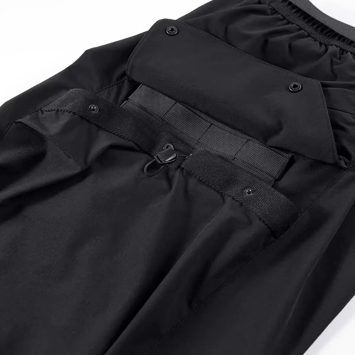 Shorts utilitaires essentiels de l'explorateur -  shorts confortables - Shorts cargo noirs pour un confort et un style urbain