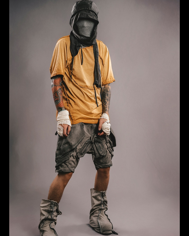 T-shirt Court Design Chic Bat -  streetwear - T-shirt court chic en coton orange pour un look moderne