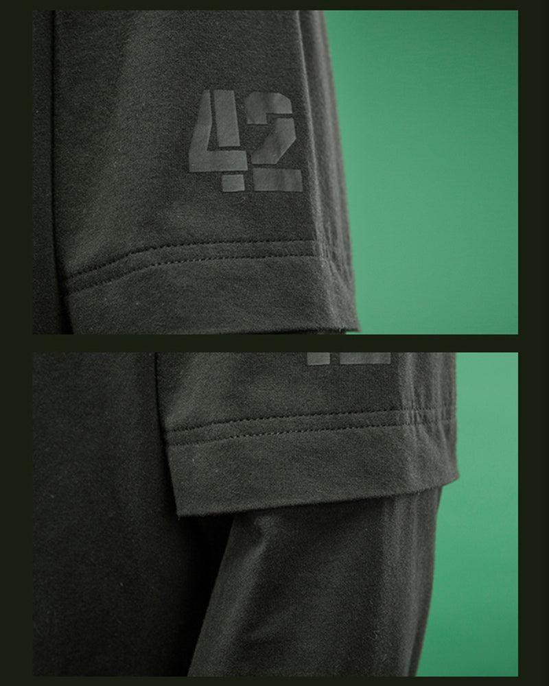 T-shirt Guerrier de Fer Futuriste -  confort durable - T-shirt Guerrier de Fer Futuriste en violet confortable