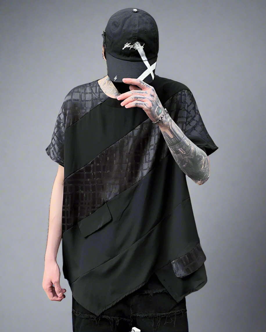 T-shirt à Ourlet Patchwork Chic - style urbain - T-shirt Patchwork Chic pour un Style Techwear Urbain