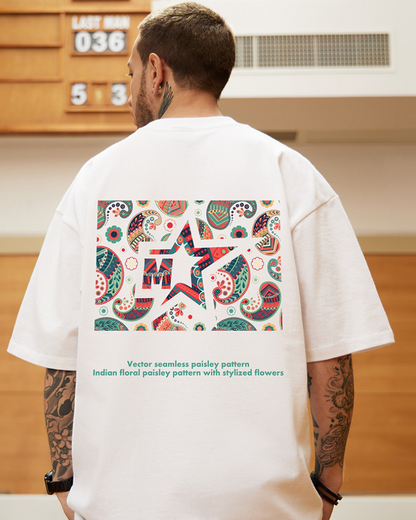 T-shirt Paisley Oversize Chic -  coupe oversize - T-shirt Oversize Chic avec Design Graphique Unique