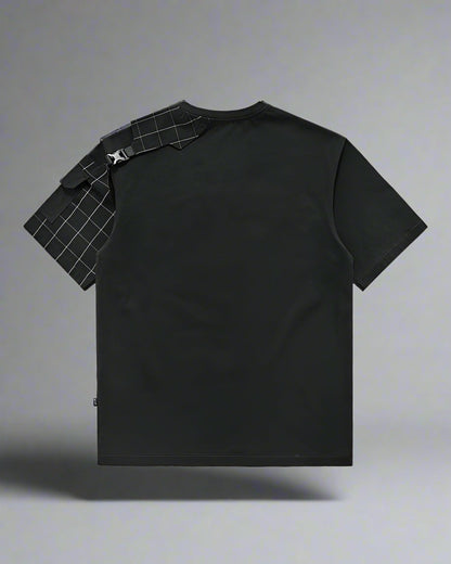 T-Shirt Techwear à Carreaux Dynamique - t-shirt à carreaux - T-Shirt Techwear à Carreaux pour un Style Unique