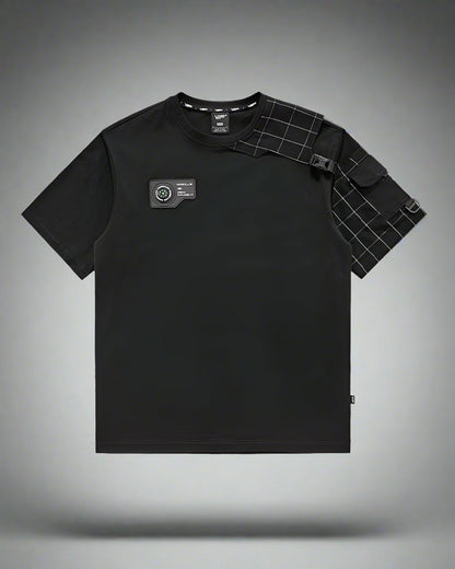 T-Shirt Techwear à Carreaux Dynamique - t-shirt - T-Shirt Techwear à Carreaux pour un Style Unique