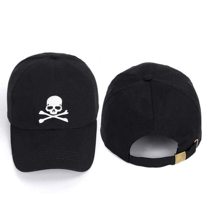 Casquette Noire Chic avec Crâne