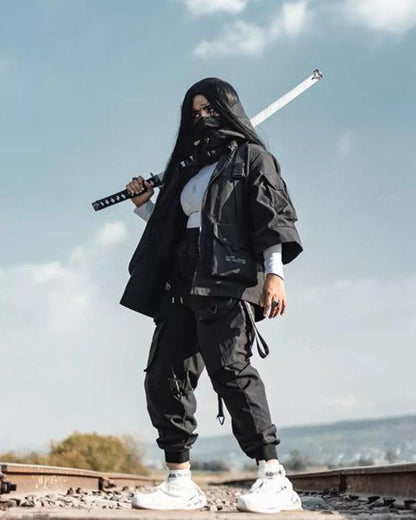 Veste à Capuche Courte Tendance -  capuche - Veste à Capuche Courte Élégante pour un Style Urbain