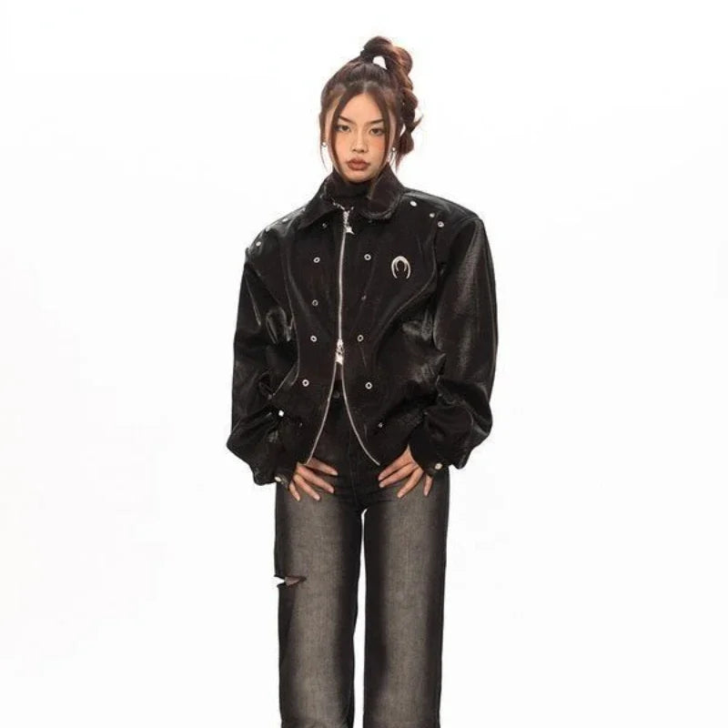 Veste en Cuir Y2K -  style rétro - Veste en cuir Y2K : audace et style intemporel