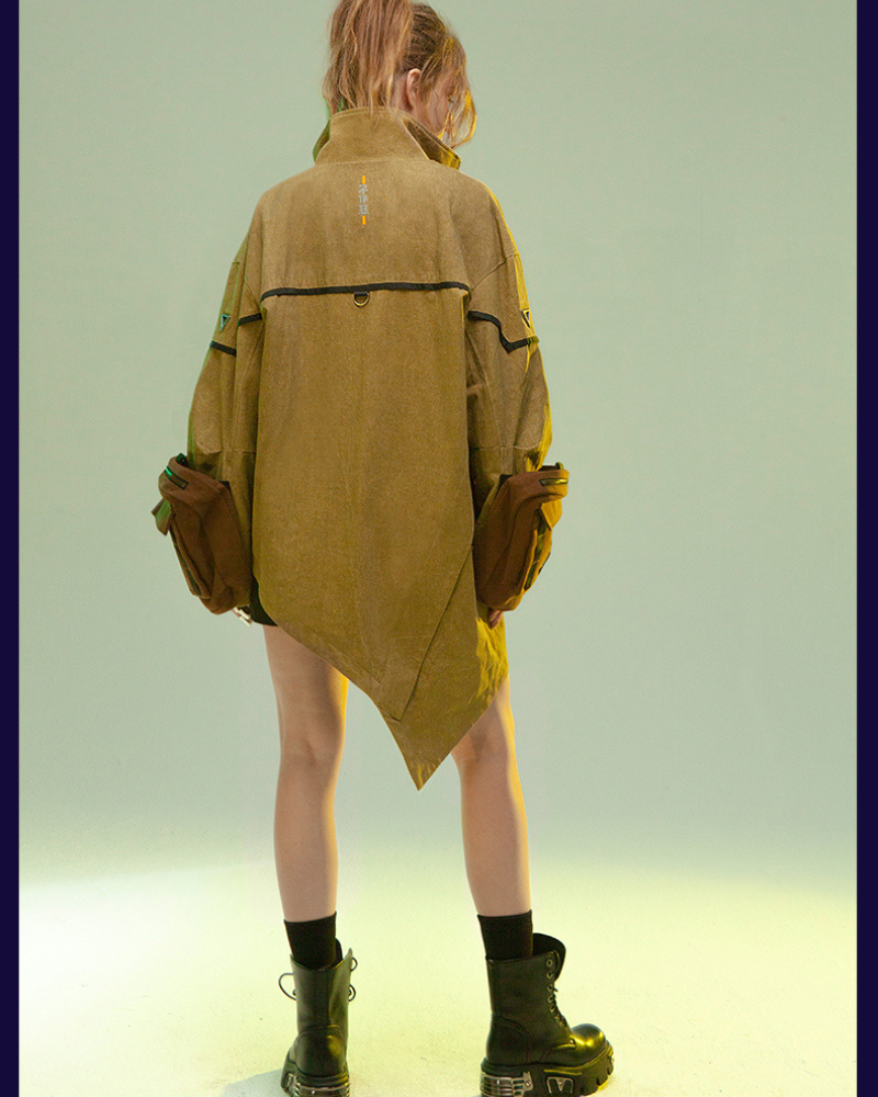 Veste Futuriste en Sable Asymétrique -  style futuriste - Veste Futuriste en Sable pour un style unique