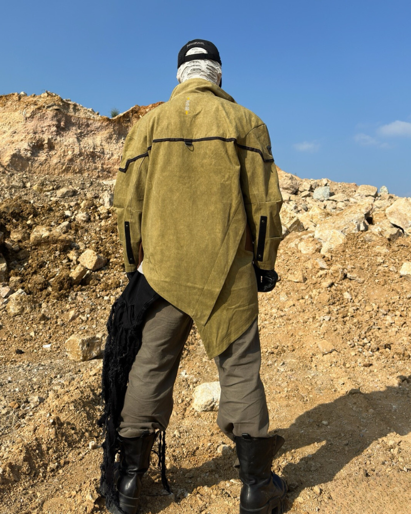 Veste Futuriste en Sable Asymétrique -  veste marron - Veste Futuriste en Sable pour un style unique