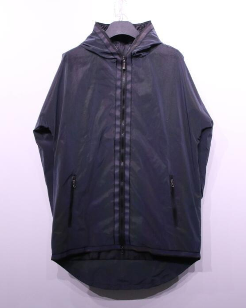Veste Tech Réfléchissante Accrocheuse - vêtement streetwear - Veste Techwear Réfléchissante pour un Style Urbain