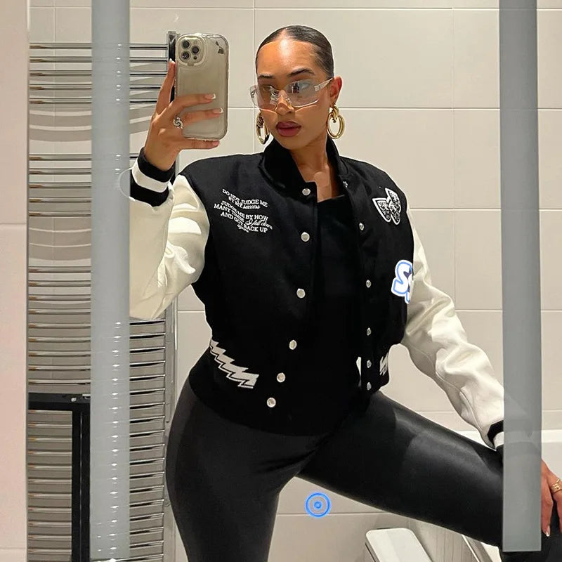 Veste universitaire cropped - tendance mode y2k - Veste universitaire cropped tendance et stylée