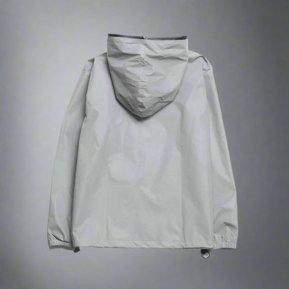Vêtements Réfléchissants Argentés Rayonnants -  vêtements durables - Veste Techwear Réfléchissante au Style Urbain